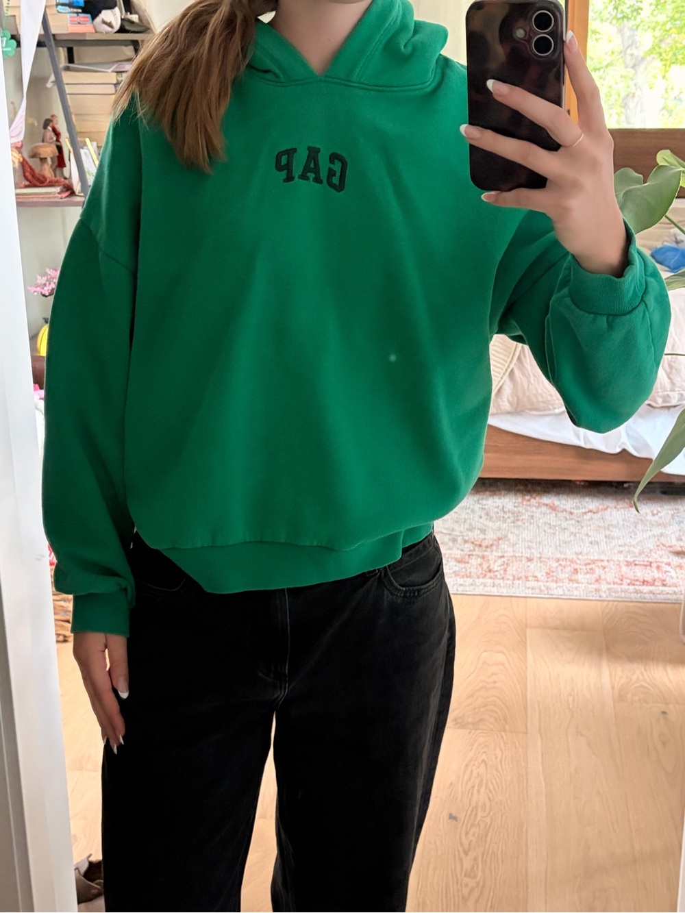 GAP Women’s Cropped Green Hoodie